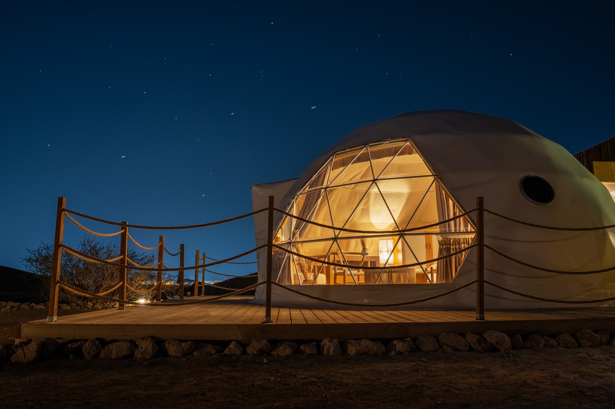 a guide to glamping in alain