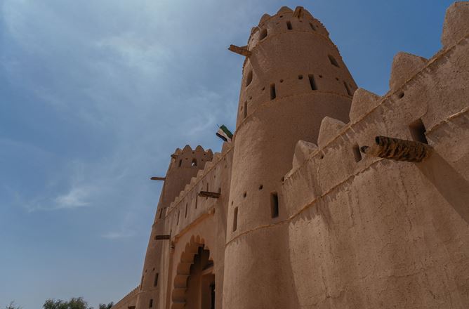 2. Explore Al Jahili Fort