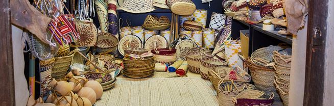 Shop in souqs 